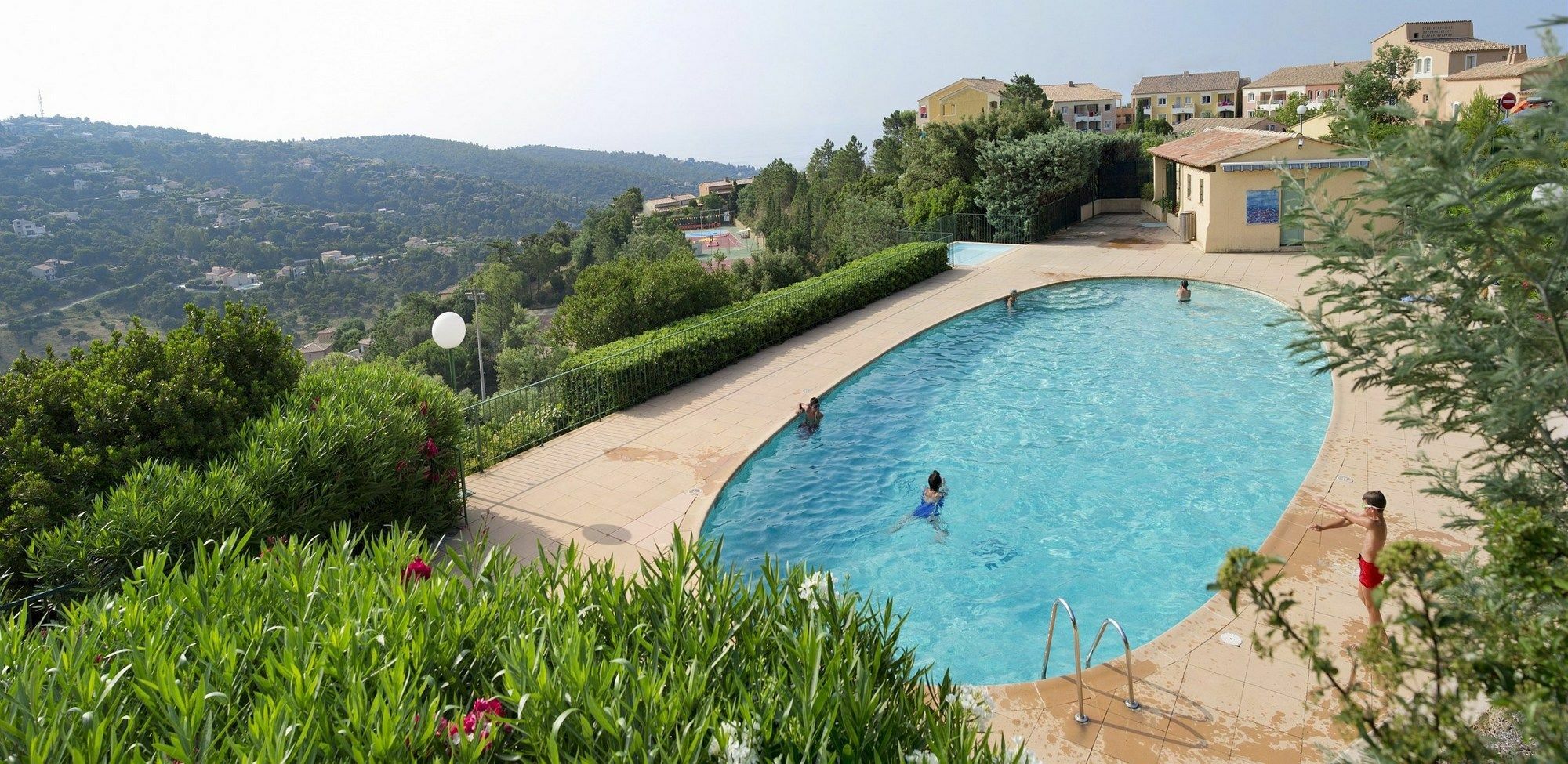 Residence Pierre & Vacances Les Terrasses Des Issambres Les Issambres Ngoại thất bức ảnh